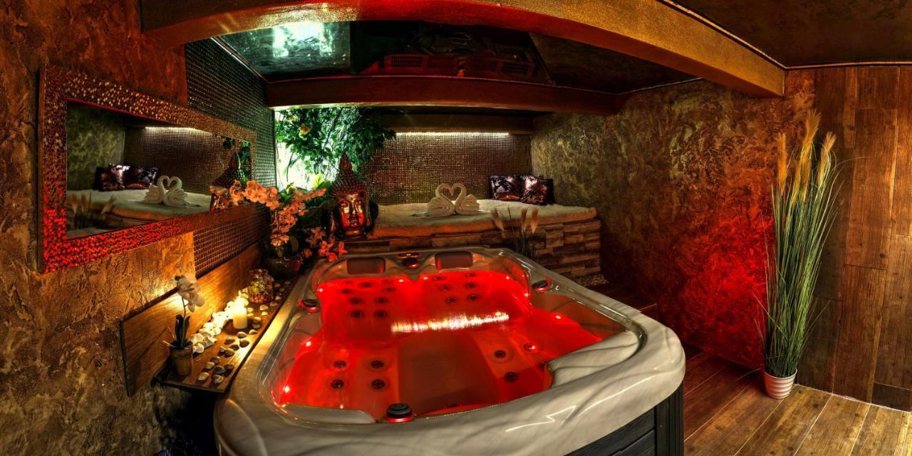 Afrodita Wellness Apartman Prag Exterior foto